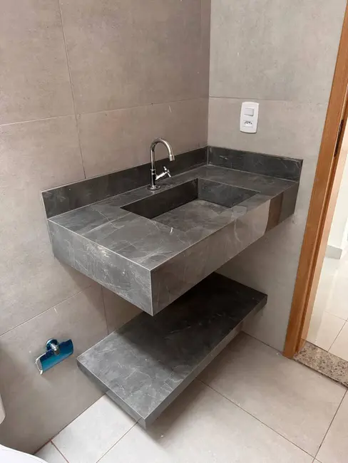 Foto 6 de Casa com 2 quartos à venda, 55m2 em Jardim Guairacá, Maringa - PR