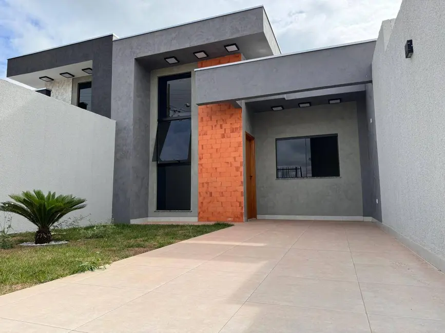 Foto 1 de Casa com 2 quartos à venda, 55m2 em Jardim Guairacá, Maringa - PR