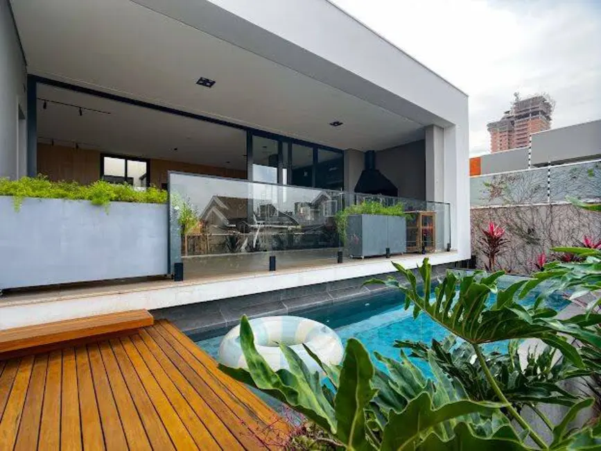 Sobrado com 3 quartos à venda, 258m2 em Jardim Cidade Monções, Maringa - PR - imagem 1 Foto 1 de Sobrado com 3 quartos à venda, 258m2 em Jardim Cidade Monções, Maringa - PR