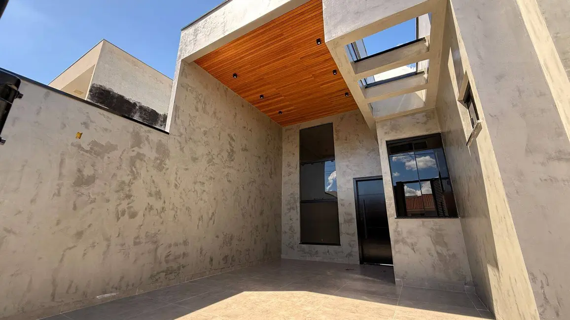 Foto 2 de Casa com 3 quartos à venda, 100m2 em Jardim Araucária, Maringa - PR