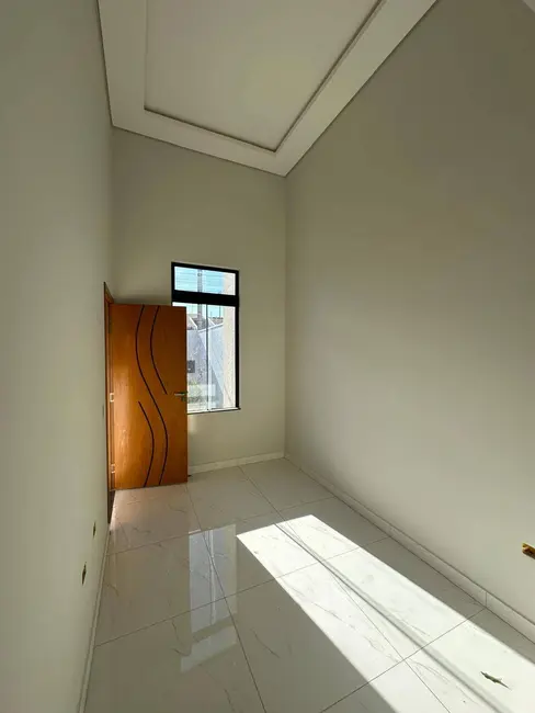 Casa com 2 quartos à venda, 78m2 em Jardim São Paulo, Sarandi - PR - imagem 5 Foto 5 de Casa com 2 quartos à venda, 78m2 em Jardim São Paulo, Sarandi - PR