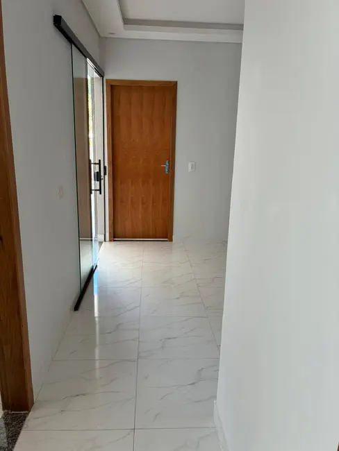 Casa com 3 quartos à venda, 75m2 em Sarandi - PR - imagem 4 Foto 4 de Casa com 3 quartos à venda, 75m2 em Sarandi - PR