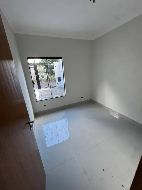 Casa com 3 quartos à venda, 76m2 em Jardim São Paulo, Sarandi - PR - imagem 3 Foto 3 de Casa com 3 quartos à venda, 76m2 em Jardim São Paulo, Sarandi - PR