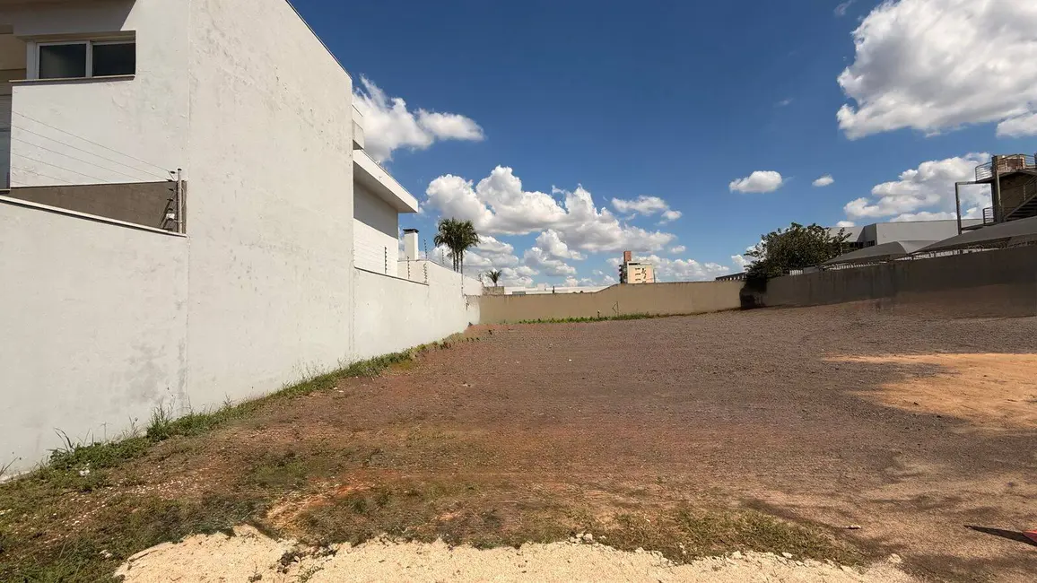 Terreno / Lote à venda, 513m2 em Jardim Guaporé, Maringa - PR - imagem 1 Foto 1 de Terreno / Lote à venda, 513m2 em Jardim Guaporé, Maringa - PR
