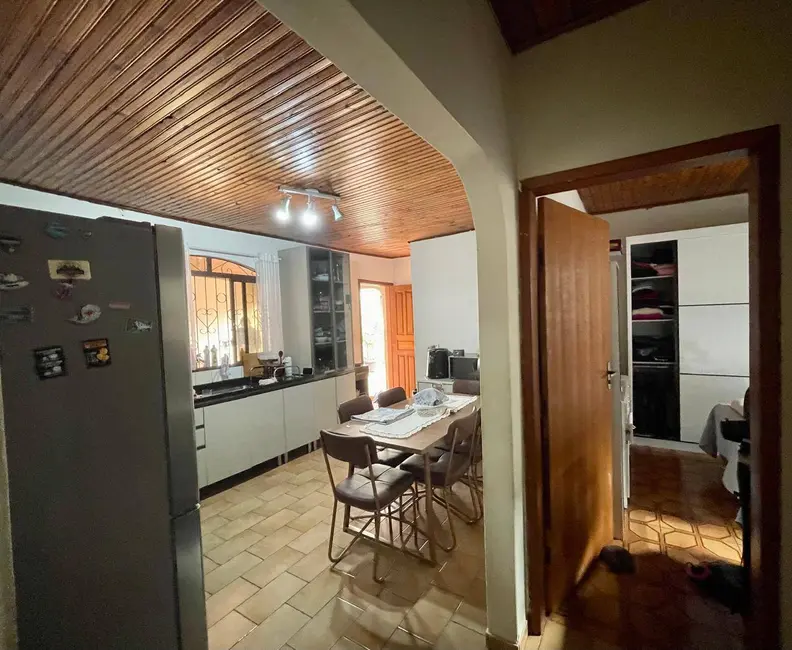 Foto 6 de Casa com 2 quartos à venda, 153m2 em Jardim Panorama, Sarandi - PR