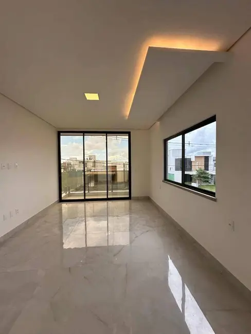 Foto 8 de Casa de Condomínio com 4 quartos à venda, 260m2 em Eusebio - CE