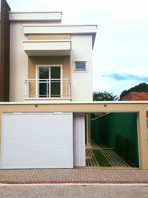 Casa com 3 quartos à venda, 155m2 em Centro, Eusebio - CE - imagem 1 Foto 1 de Casa com 3 quartos à venda, 155m2 em Centro, Eusebio - CE
