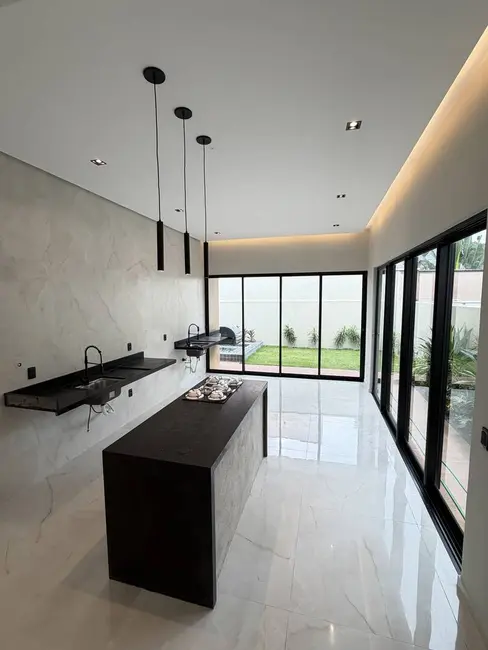 Foto 3 de Casa de Condomínio com 4 quartos à venda, 170m2 em Eusebio - CE
