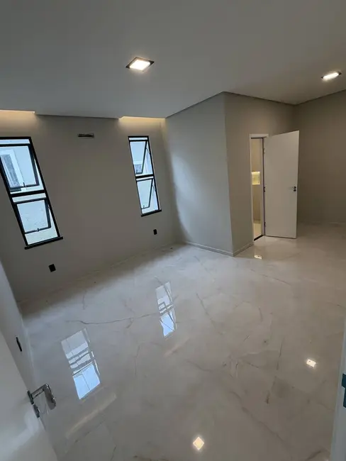 Foto 5 de Casa de Condomínio com 4 quartos à venda, 170m2 em Eusebio - CE