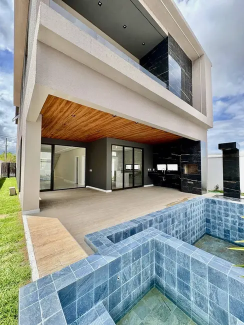Foto 2 de Casa de Condomínio com 6 quartos à venda, 285m2 em Eusebio - CE