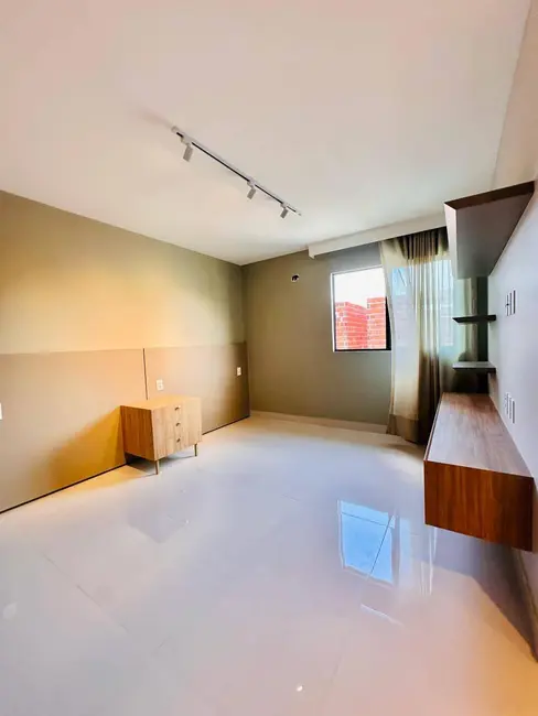 Foto 6 de Casa de Condomínio com 3 quartos à venda em Eusebio - CE