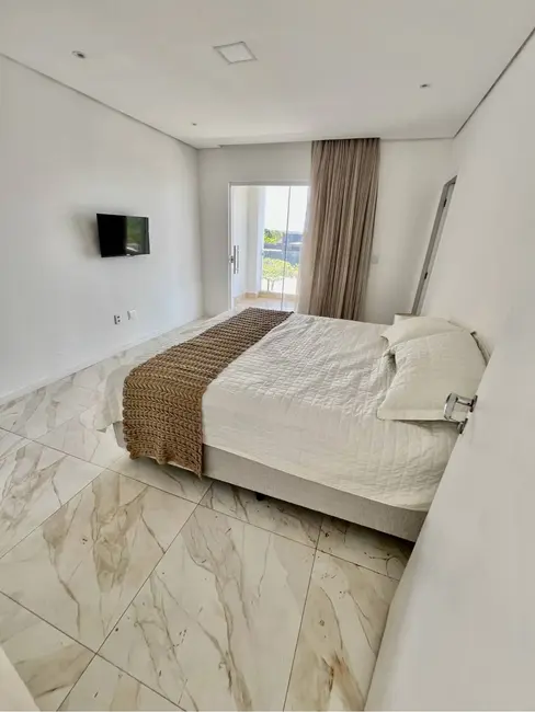 Casa de Condomínio com 4 quartos à venda e para alugar, 237m2 em Eusebio - CE - imagem 3 Foto 3 de Casa de Condomínio com 4 quartos à venda e para alugar, 237m2 em Eusebio - CE