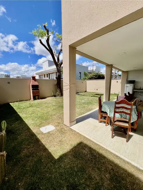 Casa de Condomínio com 4 quartos à venda e para alugar, 237m2 em Eusebio - CE - imagem 8 Foto 8 de Casa de Condomínio com 4 quartos à venda e para alugar, 237m2 em Eusebio - CE