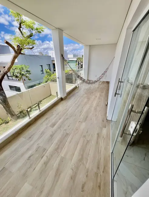 Casa de Condomínio com 4 quartos à venda e para alugar, 237m2 em Eusebio - CE - imagem 7 Foto 7 de Casa de Condomínio com 4 quartos à venda e para alugar, 237m2 em Eusebio - CE