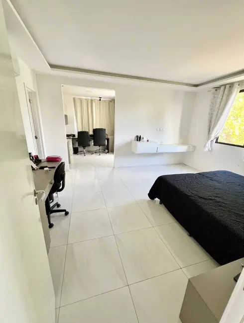 Casa de Condomínio com 4 quartos à venda, 250m2 em Eusebio - CE - imagem 3 Foto 3 de Casa de Condomínio com 4 quartos à venda, 250m2 em Eusebio - CE
