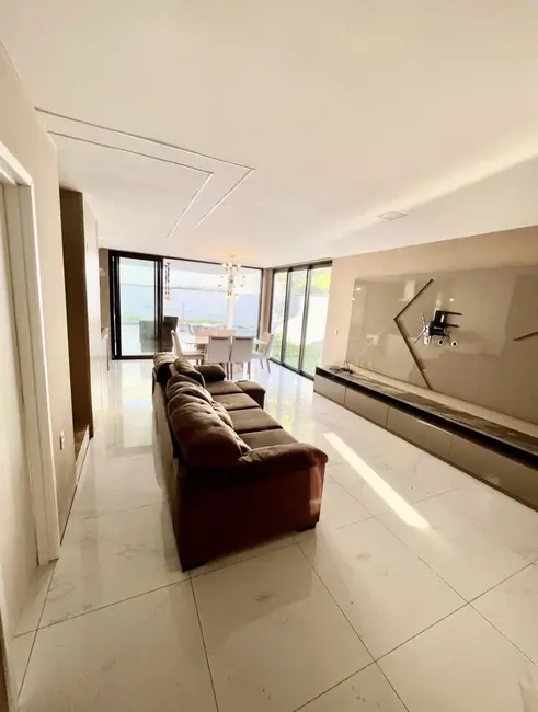 Casa de Condomínio com 4 quartos à venda, 250m2 em Eusebio - CE - imagem 1 Foto 1 de Casa de Condomínio com 4 quartos à venda, 250m2 em Eusebio - CE