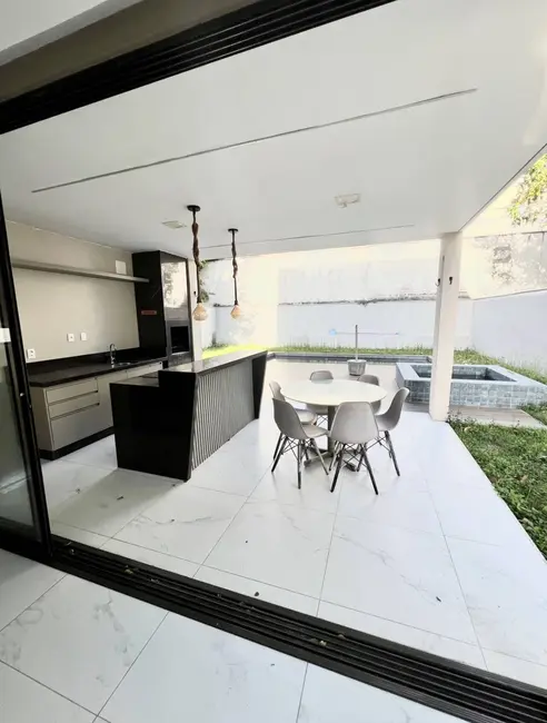 Casa de Condomínio com 4 quartos à venda, 250m2 em Eusebio - CE - imagem 6 Foto 6 de Casa de Condomínio com 4 quartos à venda, 250m2 em Eusebio - CE