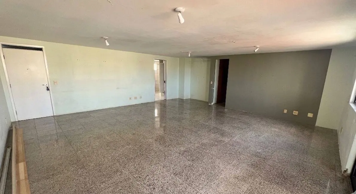 Foto 7 de Apartamento com 3 quartos à venda, 150m2 em Fortaleza - CE