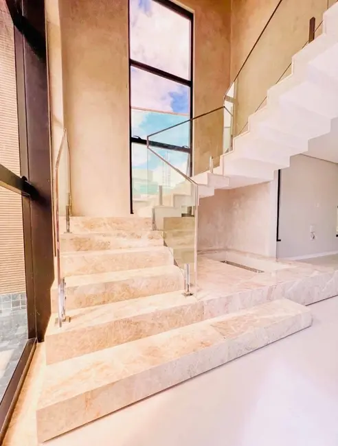 Foto 3 de Casa de Condomínio com 5 quartos à venda, 373m2 em Eusebio - CE