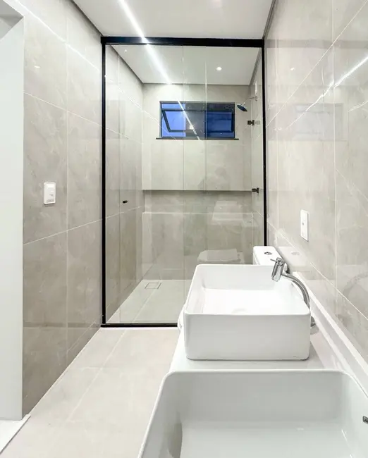 Foto 3 de Casa de Condomínio com 4 quartos à venda, 224m2 em Aquiraz - CE