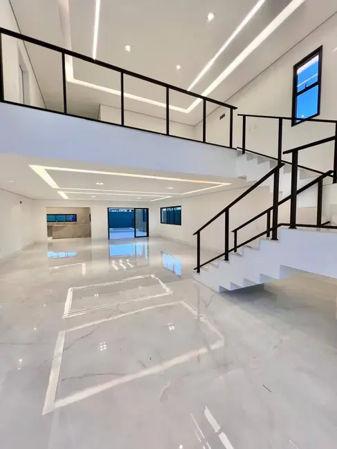 Foto 2 de Casa de Condomínio com 5 quartos à venda, 393m2 em Eusebio - CE