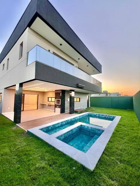 Foto 1 de Casa de Condomínio com 5 quartos à venda, 393m2 em Eusebio - CE