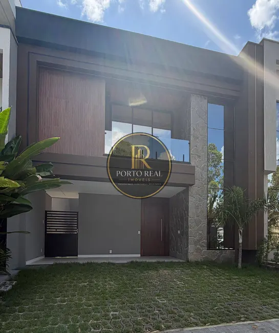 Casa com 4 quartos à venda, 200m2 em Fortaleza - CE - imagem 1 Foto 1 de Casa com 4 quartos à venda, 200m2 em Fortaleza - CE