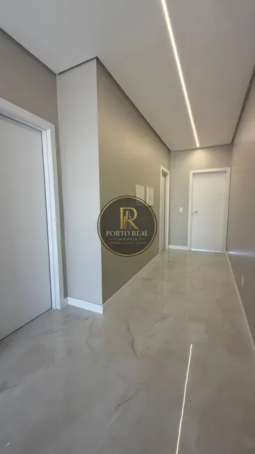 Casa com 4 quartos à venda, 200m2 em Fortaleza - CE - imagem 9 Foto 9 de Casa com 4 quartos à venda, 200m2 em Fortaleza - CE