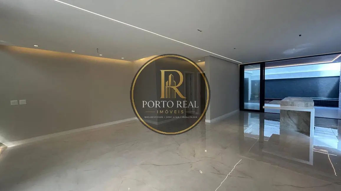 Foto 2 de Casa com 4 quartos à venda, 200m2 em Maraponga, Fortaleza - CE
