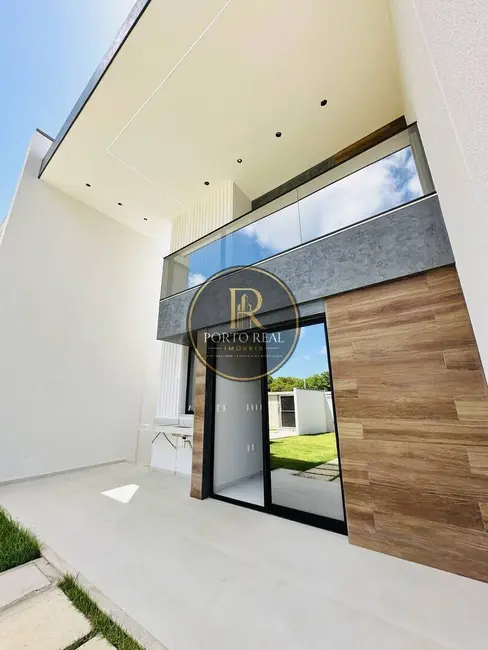 Casa com 3 quartos à venda, 215m2 em Centro, Eusebio - CE - imagem 2 Foto 2 de Casa com 3 quartos à venda, 215m2 em Centro, Eusebio - CE