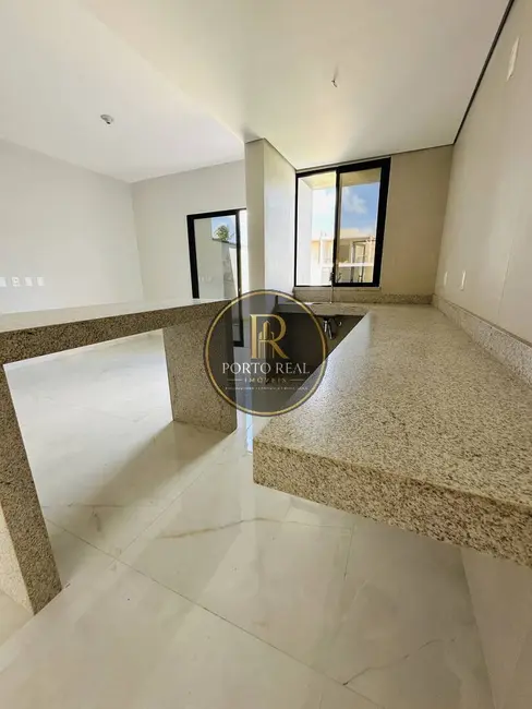Casa com 3 quartos à venda, 215m2 em Centro, Eusebio - CE - imagem 6 Foto 6 de Casa com 3 quartos à venda, 215m2 em Centro, Eusebio - CE