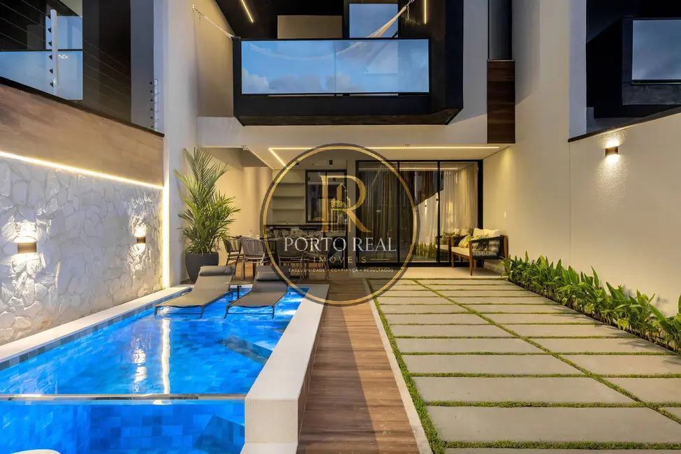 Foto 1 de Casa com 4 quartos à venda, 174m2 em Centro, Eusebio - CE