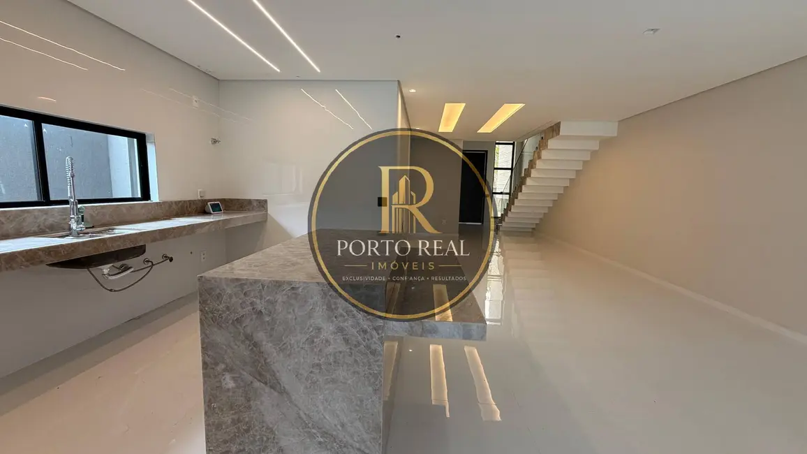 Casa com 4 quartos à venda, 200m2 em Maraponga, Fortaleza - CE - imagem 6 Foto 6 de Casa com 4 quartos à venda, 200m2 em Maraponga, Fortaleza - CE