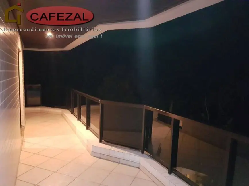 Apartamento com 4 quartos à venda, 147m2 em Pitangueiras, Guaruja - SP - imagem 3 Foto 3 de Apartamento com 4 quartos à venda, 147m2 em Pitangueiras, Guaruja - SP
