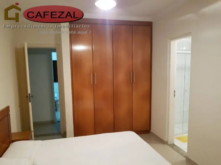Apartamento com 4 quartos à venda, 147m2 em Pitangueiras, Guaruja - SP - imagem 8 Foto 8 de Apartamento com 4 quartos à venda, 147m2 em Pitangueiras, Guaruja - SP