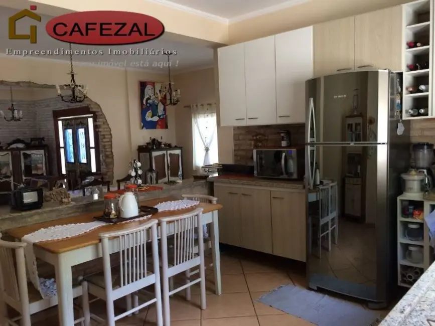 Casa com 3 quartos à venda, 820m2 em Itupeva - SP - imagem 3 Foto 3 de Casa com 3 quartos à venda, 820m2 em Itupeva - SP