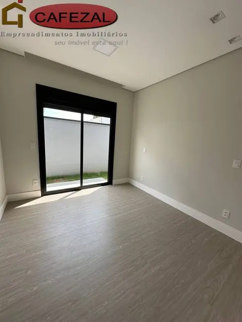 Casa de Condomínio com 3 quartos à venda, 360m2 em Itupeva - SP - imagem 4 Foto 4 de Casa de Condomínio com 3 quartos à venda, 360m2 em Itupeva - SP