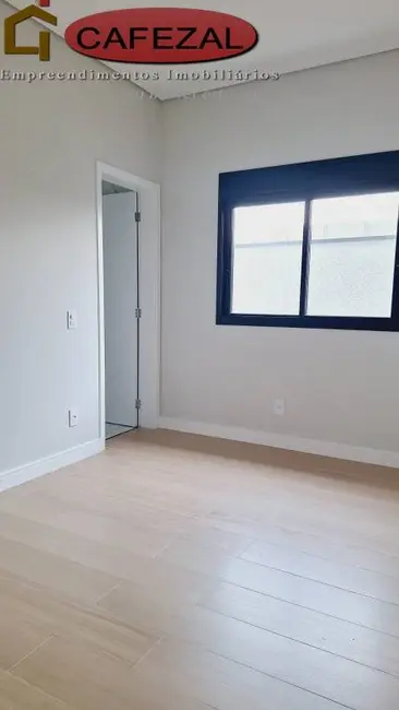 Casa de Condomínio com 3 quartos à venda, 300m2 em Itupeva - SP - imagem 8 Foto 8 de Casa de Condomínio com 3 quartos à venda, 300m2 em Itupeva - SP