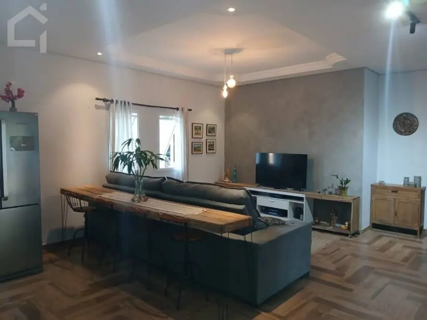 Foto 2 de Casa com 3 quartos para alugar em Itupeva - SP