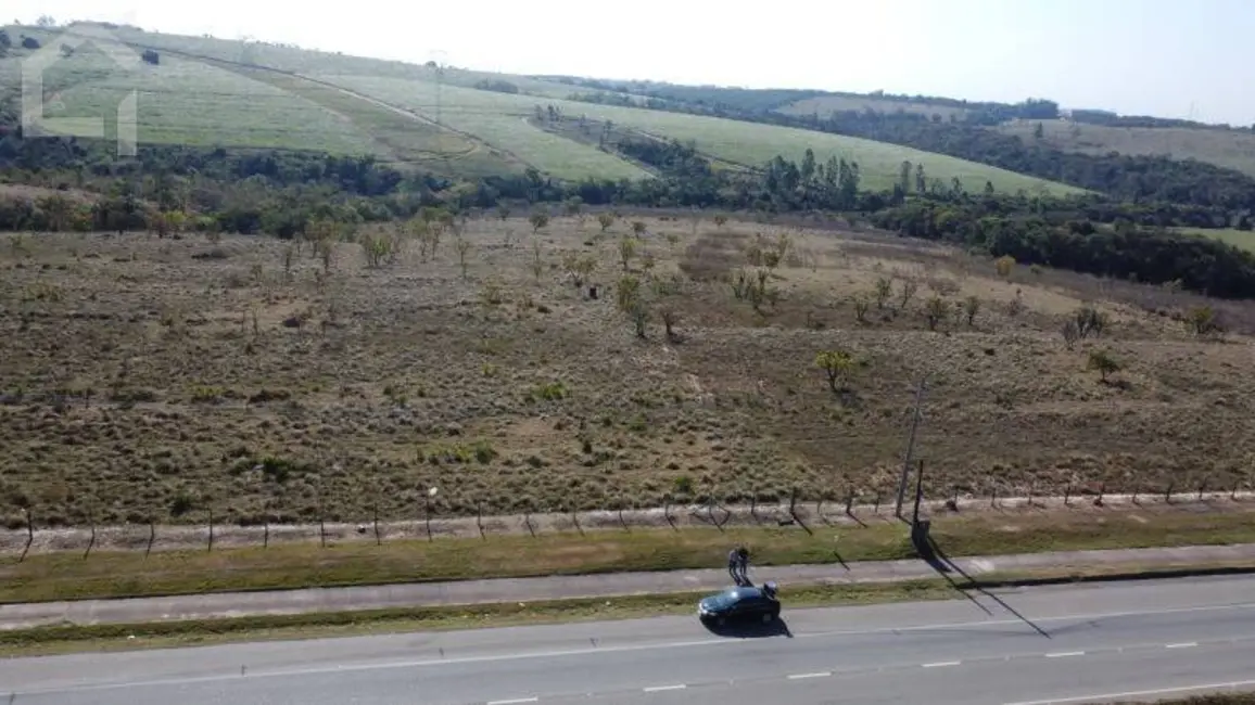 Armazém / Galpão à venda em Itu - SP - imagem 8 Foto 8 de Armazém / Galpão à venda em Itu - SP