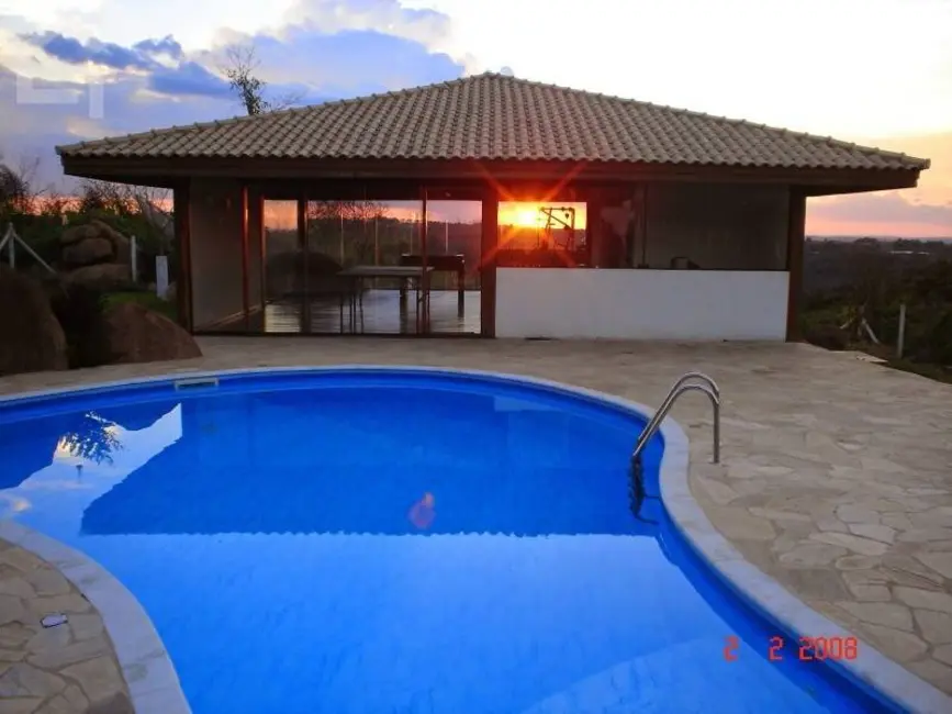 Casa com 3 quartos à venda, 1500m2 em Itupeva - SP - imagem 5 Foto 5 de Casa com 3 quartos à venda, 1500m2 em Itupeva - SP