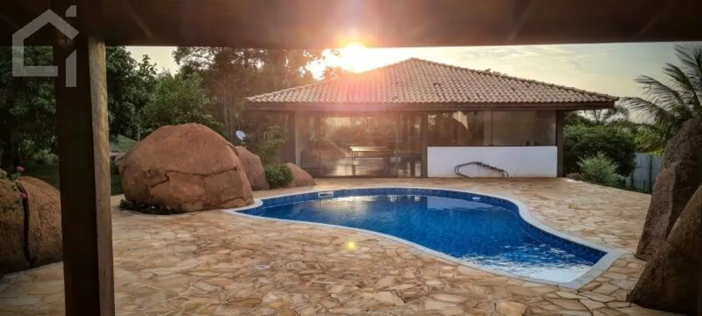 Casa com 3 quartos à venda, 1500m2 em Itupeva - SP - imagem 6 Foto 6 de Casa com 3 quartos à venda, 1500m2 em Itupeva - SP