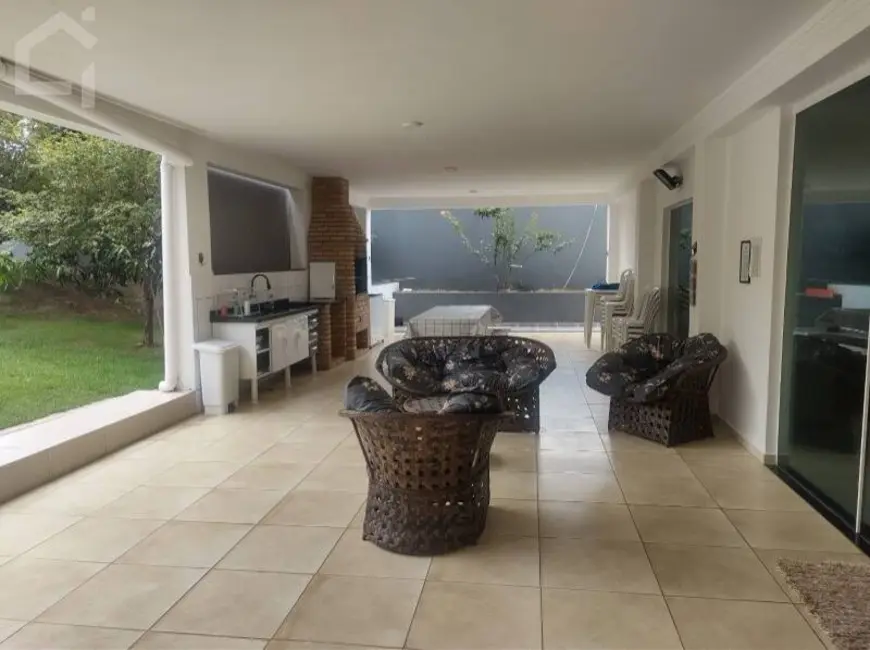 Foto 8 de Casa com 6 quartos à venda, 1200m2 em Itupeva - SP