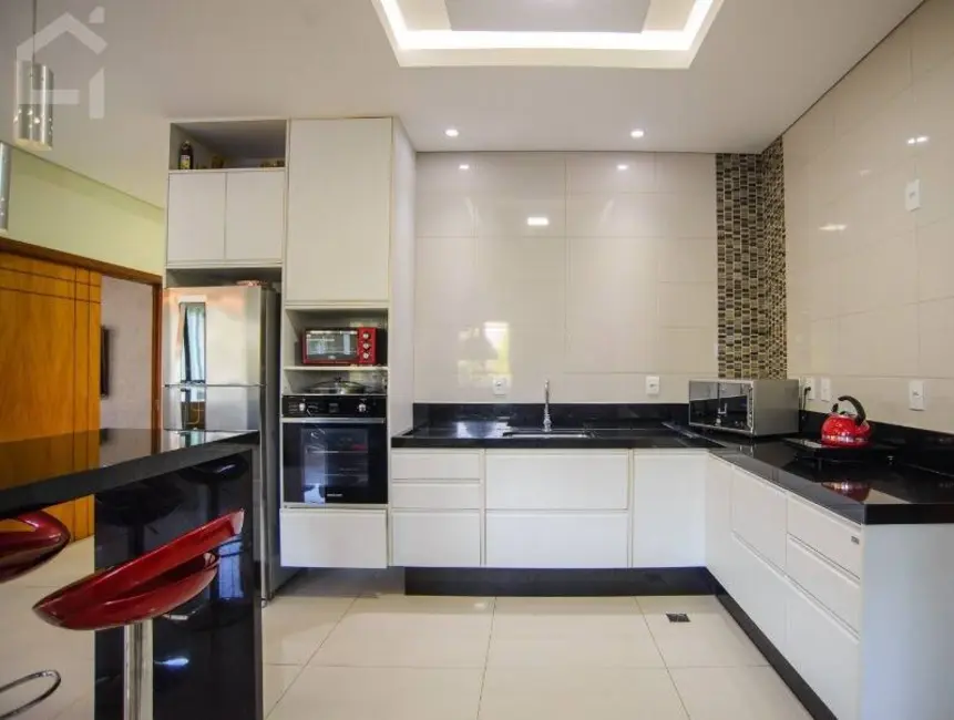 Foto 9 de Casa de Condomínio com 4 quartos à venda e para alugar, 807m2 em Itupeva - SP