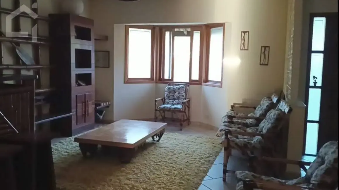 Casa com 3 quartos à venda, 1073m2 em Itupeva - SP - imagem 5 Foto 5 de Casa com 3 quartos à venda, 1073m2 em Itupeva - SP