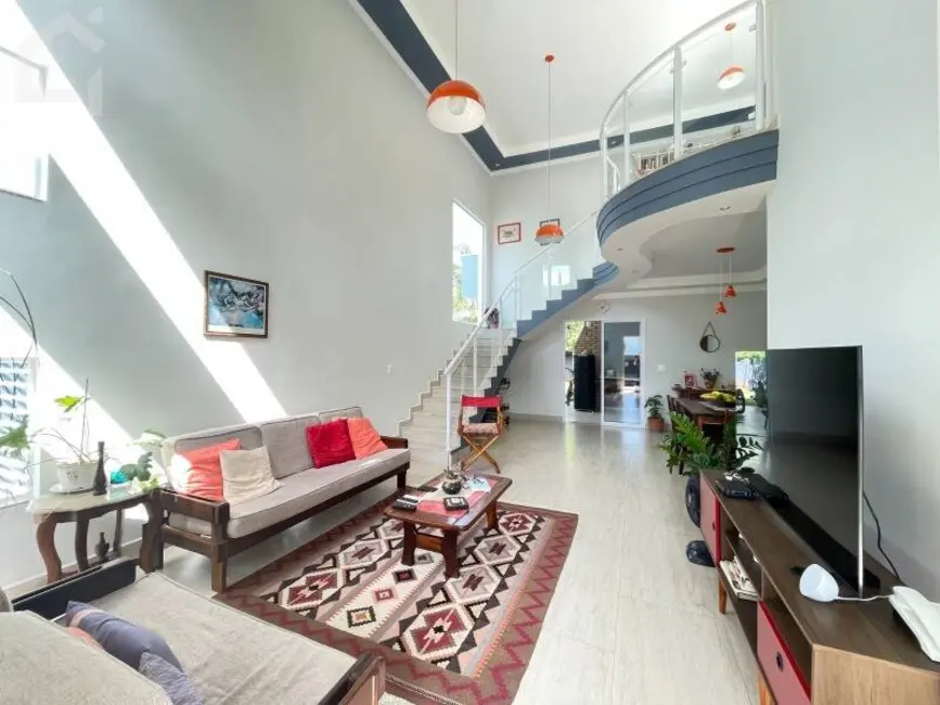Casa de Condomínio com 2 quartos à venda, 360m2 em Itupeva - SP - imagem 2 Foto 2 de Casa de Condomínio com 2 quartos à venda, 360m2 em Itupeva - SP