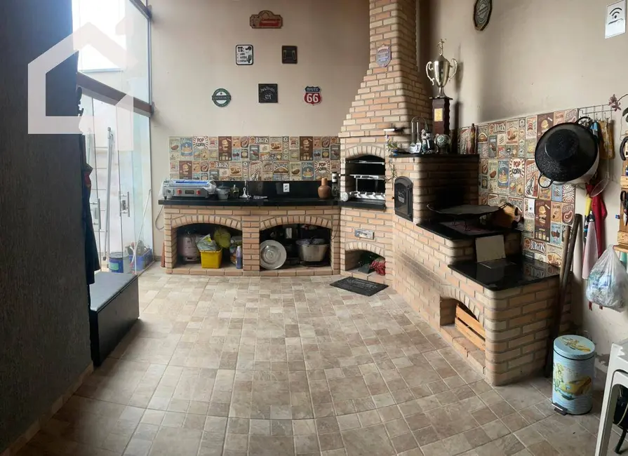 Foto 4 de Casa com 3 quartos à venda, 201m2 em Itupeva - SP
