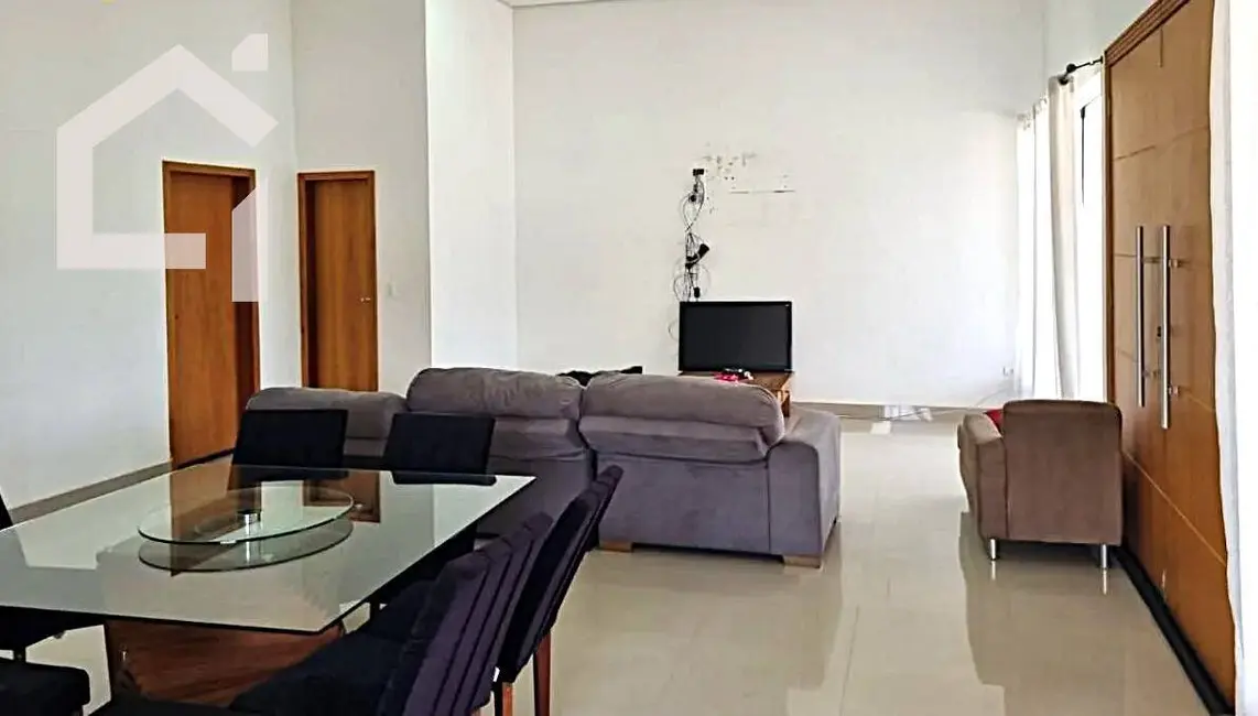 Casa com 3 quartos à venda, 1000m2 em Itupeva - SP - imagem 8 Foto 8 de Casa com 3 quartos à venda, 1000m2 em Itupeva - SP