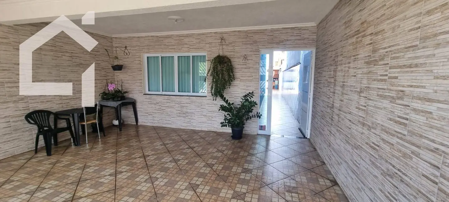 Casa com 4 quartos à venda, 150m2 em Itupeva - SP - imagem 3 Foto 3 de Casa com 4 quartos à venda, 150m2 em Itupeva - SP