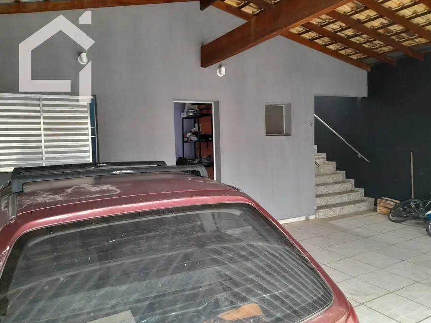 Casa com 3 quartos à venda, 200m2 em Itupeva - SP - imagem 3 Foto 3 de Casa com 3 quartos à venda, 200m2 em Itupeva - SP